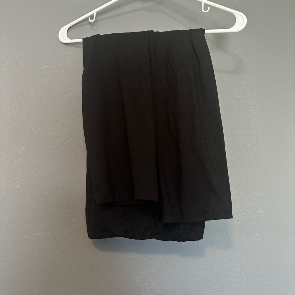 Black womans leggings